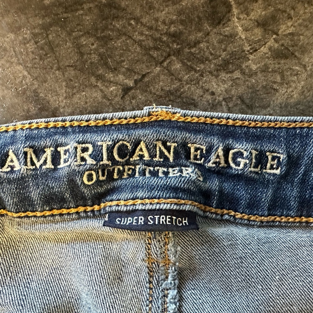 American Eagle Outfitters Favorite Boyfriend Super Stretch Jeans - Picture 4 of 6